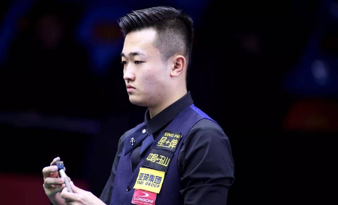 在与直接竞 在与直接竞